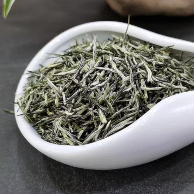 Sichuan Straight-Strip Snow Bud Green Tea – High Mountain Mist, Loose Leaf, 500g